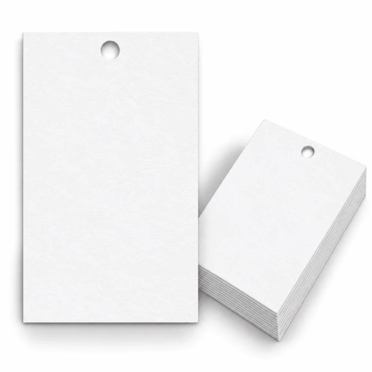 Bileciki przywieszki na prezent 5x9 cm białe 25 sztuk.png